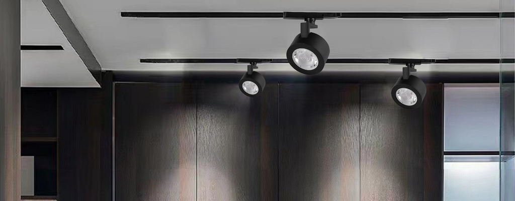 提供高性能 LED 灯的多种选择。