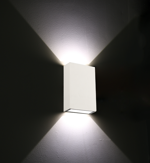 No.1 S&aelig;lger V&aelig;glampe IP65 Op Og Ned Lys LBD2750-4