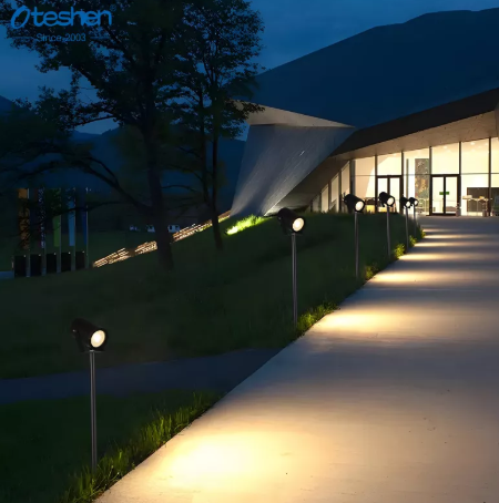 在没有电的情况下如何照亮我的后院？