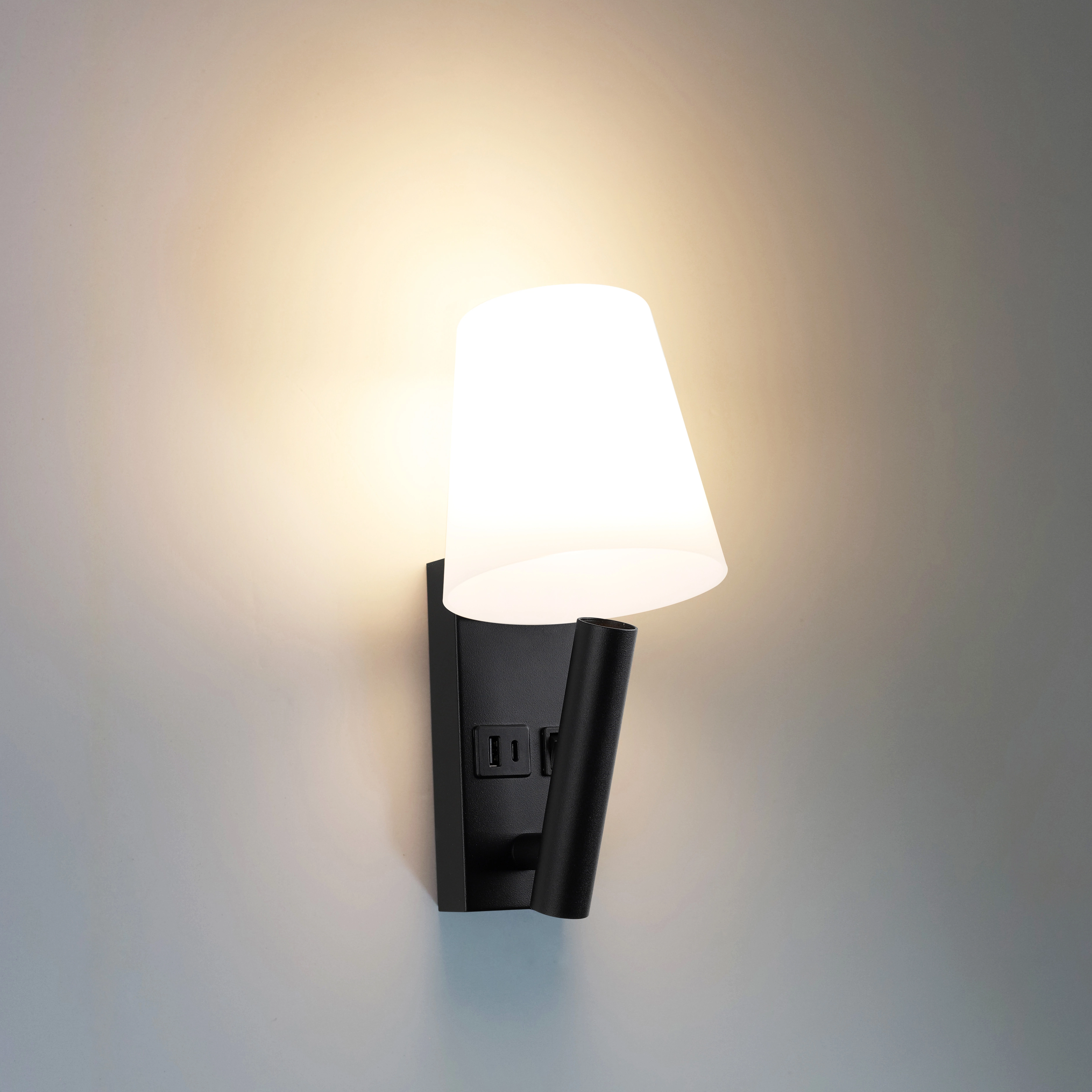 欧盟禁止销售卤素灯后较好的替代方案是什么？