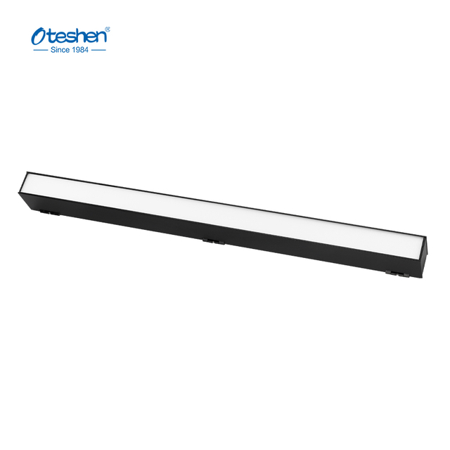 LRX0511 LED Flex&iacute;vel Faixa de luz com design perfurado e difusor mut&aacute;vel de cor