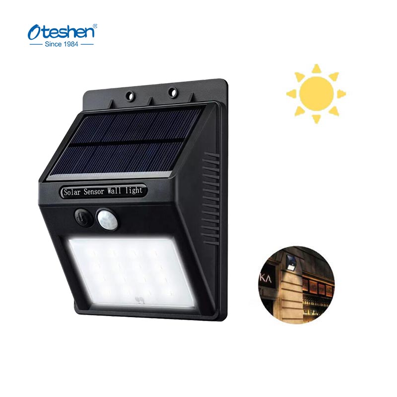 چراغ دیواری خورشیدی LED با سنسور حرکت رایانه شخصی 0.8 واتی، لامپ امنیتی فضای باز IP44 Oteshen SL1801