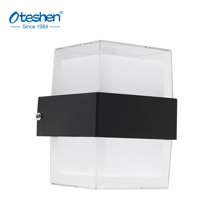 4W i 8W 150&deg; Kwadratowy kinkiet LED ABS, IP44 Wewnętrzny i zakryty kinkiet zewnętrzny Oteshen LBD5420-4 / LBD5440-8