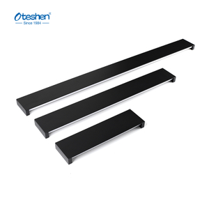 Applique murale LED lin&eacute;aire en aluminium 10 W-60 W 3CCT IP65, longue applique murale verticale ext&eacute;rieure Oteshen LBD5530-10 / LBD5560-20 / LBD5590-30 / LBD55120-40 / LBD55150-50 / LBD55180-60